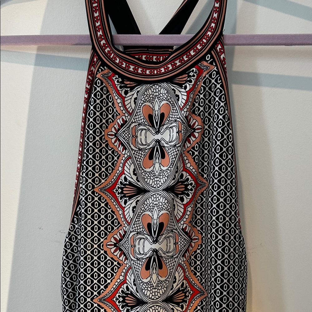 Max Studio Gray and White Patterned Scarf